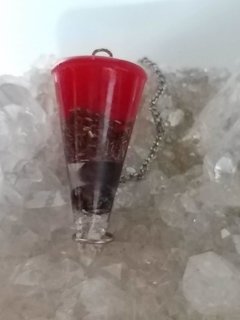 Pêndulo de orgonite 6cm vermelho com granada - comprar online