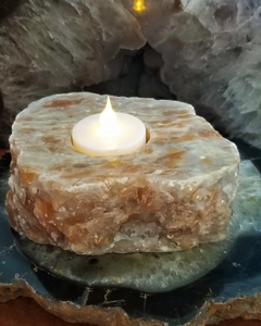 Porta-velas de calcita laranja bruta com orgonite - 1,086kg