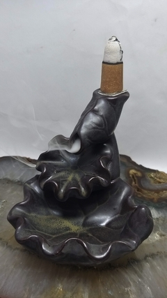 Incensário cascata folhas - cerâmica - 9cm - comprar online