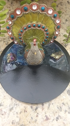 Imagem do Orgonite pavão 10cm com orgonite, olho de tigre e