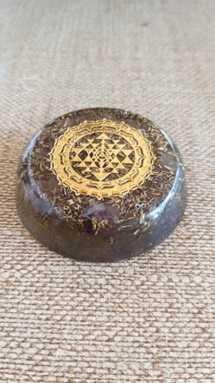 Orgonite de bolso sri yantra - espiritualidade - 5,1cm