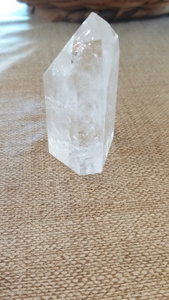 Ponta cristal de quartzo gerador 6,7cm - 127g - purificador de ambientes - comprar online
