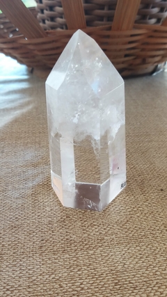 Ponta cristal de quartzo gerador com arco-íris - 9,5cm - 178g - Orgonites e loja de artigos esotéricos