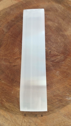 Barra régua de selenita natural polida 20cm - comprar online