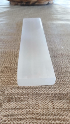 Barra régua de selenita natural polida 20cm - loja online