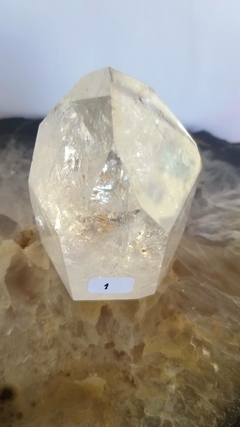Ponta cristal de quartzo gerador com arco-íris - 200g - 6,5cm