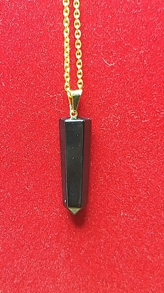 Pingente pontinha obsidiana preta pino dourado e corrente aço 60cm - Orgonites e loja de artigos esotéricos