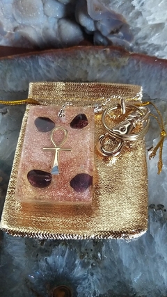 Orgonite chaveiro proteção e coragem - Ank