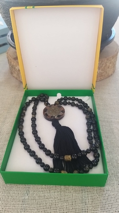 Japamala obsidiana gold e meru de orgonite com pentagrama - 108 contas na internet