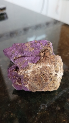 Pedra purpurita bruta 187g - (6,7x5,8)cm - chama violeta - Orgonites e loja de artigos esotéricos