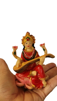 Estatueta de Saraswati na flor de lótus, 9,5cm - deusa da sabedoria - comprar online