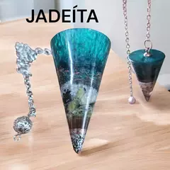 Pêndulo de orgonite 5cm com jadeíta e pingente bolinha - paz e harmonia