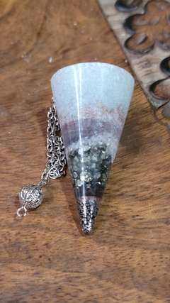 Imagem do Pêndulo de orgonite 5cm com piritas e pingente bolinha - escudo de defesa