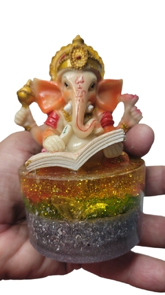 Ganesha em resina sobre base de orgonite com citrinos - 10,5cm