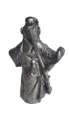 Estatueta Samurai Kwan Kun 9cm, resina prata envelhecida - comprar online