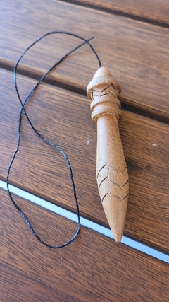 Pêndulo Vale dos Reis II de madeira com chumbo 9cm - comprar online