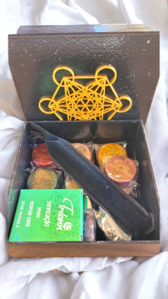 Super kit terapêutico com orgonite 7 chakras e caixa decorada - comprar online
