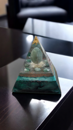 Kit personalizado de pirâmides de orgonite - 3 peças - Orgonites e loja de artigos esotéricos