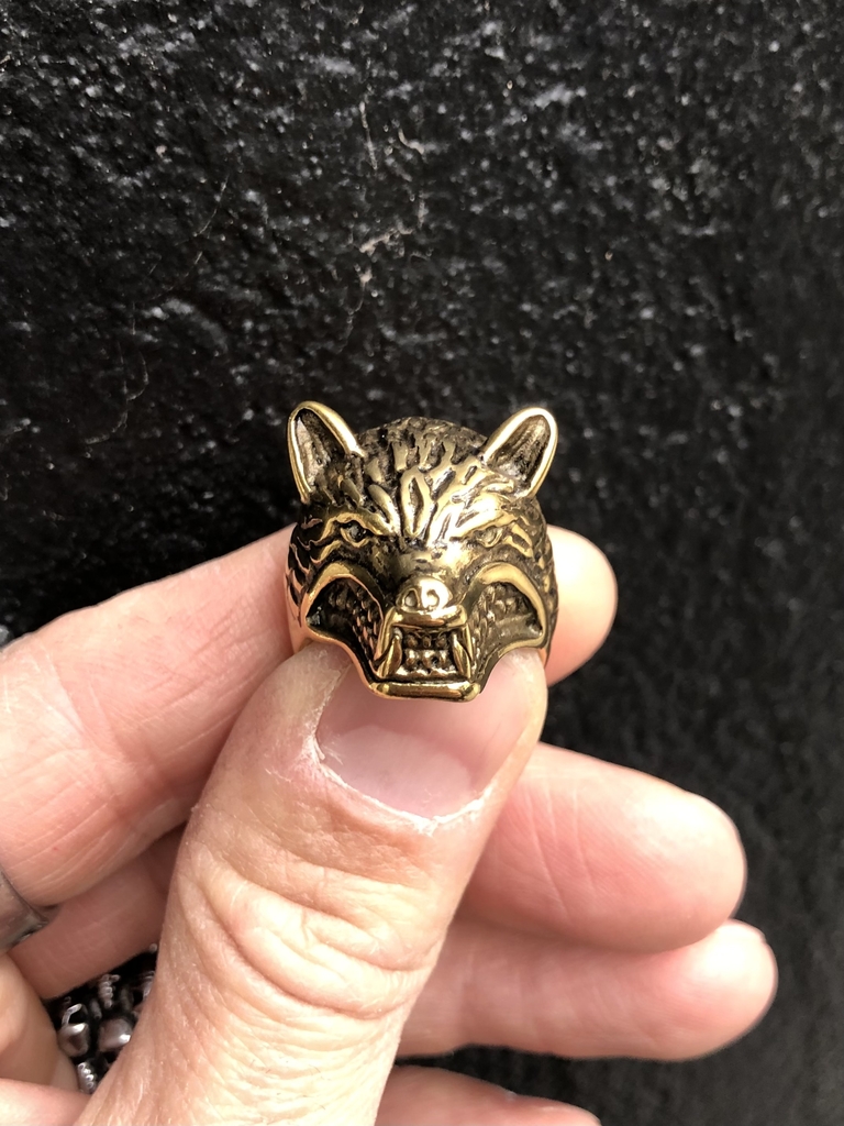 anillo lobo dorado Comprar en SteelRock