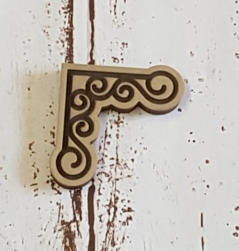 Molde Esquinero de 5x5 cm bajo relieve