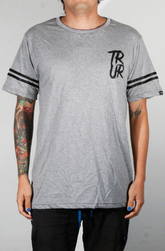 TRUR Skateboards Camiseta Abegan Mini