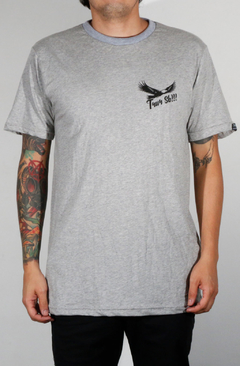 TRUR Skateboards Camiseta AN Aguila - comprar online