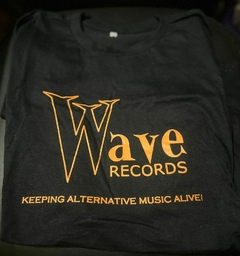 T-SHIRT WAVE RECORDS 2024 (CAMISETA GOLA CARECA)