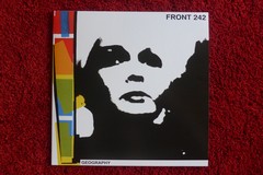 Front 242 ?- Geography (BOX - 2 LP + 7" + 2 CD + COMPILAÇÃO + POSTER) na internet