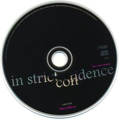 In Strict Confidence ?- Kiss Your Shadow (CD SINGLE) na internet