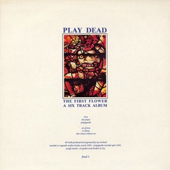 PLAY DEAD - THE FIRST FLOWER (VINIL) - comprar online