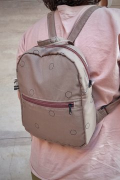 Mochila pequeña Bsss + Horchata - tienda online