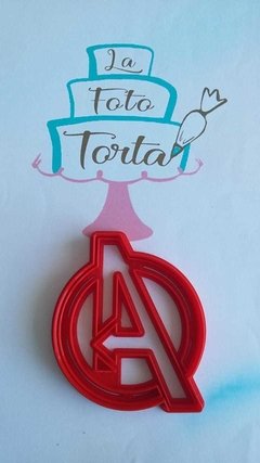 Cortante con sello logo de Avengers