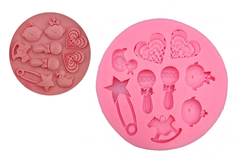 Molde de silicona para reposteria con 9 diseños infantiles Maracas, caballito mecedor, gancho, niños, patito Diámetro aproximado: 9cm
