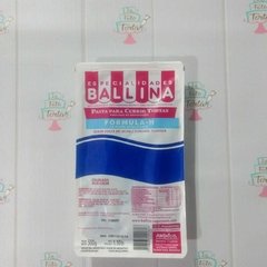 Pasta Ballina para cubrir tortas color azul