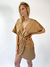 VESTIDO ESCOTE EN V BEIGE - tienda online