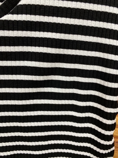 Blusa de amamentação manga curta decote V listrada canelada na internet