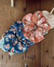 Scrunchie Amar Azul en internet