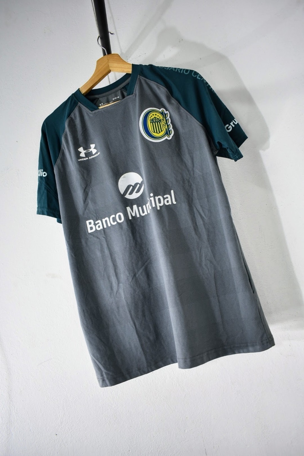 Camiseta rosario central under armour hotsell