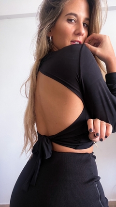 TOP BLUWIE NEGRO - comprar online