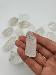 Cuarzo Cristal de Roca en punta en bruto