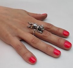 Anillo de plata gato acostado; gatitos; Joyas para Fans; Hecho a mano; Argentina