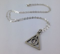 Collar de plata Harry Potter: Reliquias de la Muerte;  Joyas para Fans; Hecho a mano; Envío Gratis; Argentina; Harry Potter; J.K.ROWLING