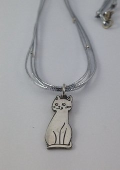 Collar de plata gato: uno ejemplo 3 ; Joyas para Fans; Hecho a mano; Envío Gratis; Argentina