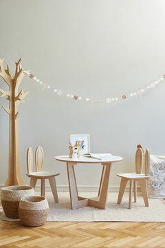 combo de mesa para niños con 4 sillas conejo