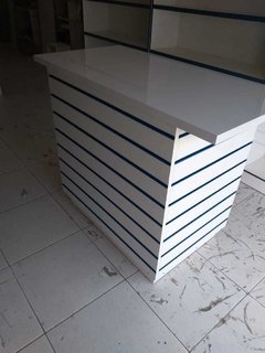 Balcão Ilha Gôndola canaletado MDF Branco .cód Ilha2 - comprar online