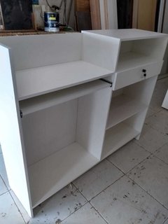 Balcão atendimento MDF Branco com gaveta e mesa para teclado. cód JNDL