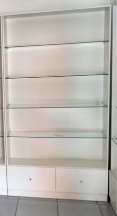 Armário MDF Branco com gaveta e prateleiras de vidro.cód BALC100