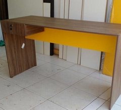 Mesa para escritório com gaveta MDF ameixa negra .cód 1414