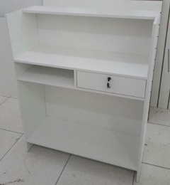 Balcão caixa MDF branco recuo - Ref: balc04