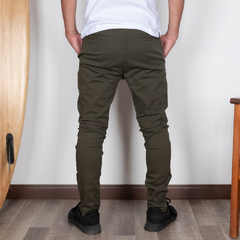 Pantalon slim chino verde - comprar online